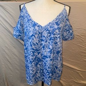 Forever 21 Women’s Cold Shoulder Butterfly Print Top - No Tags (Fits like a Med)